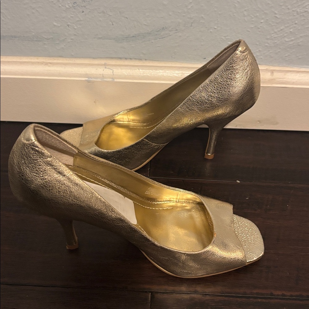 BCBGeneration Metallic Gold Peep Toe Heels - Picture 4 of 6